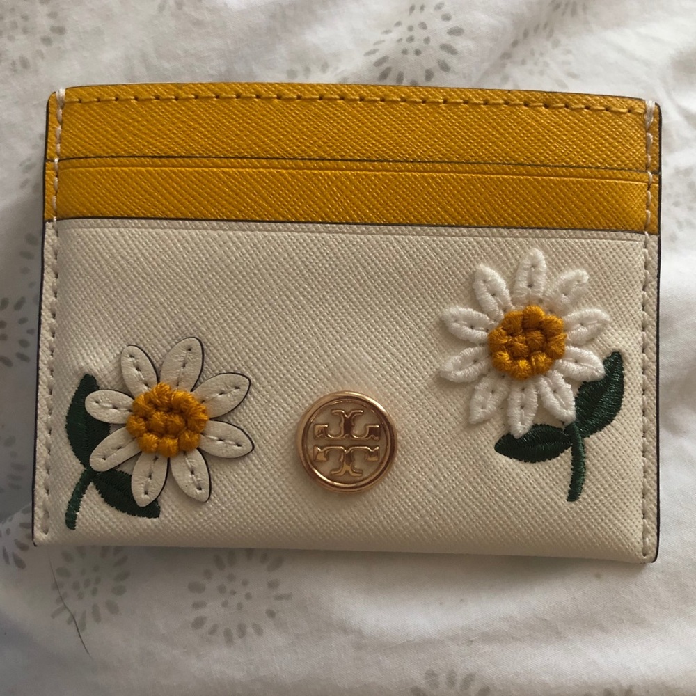 NEW WITH TAGS tory burch cardholder